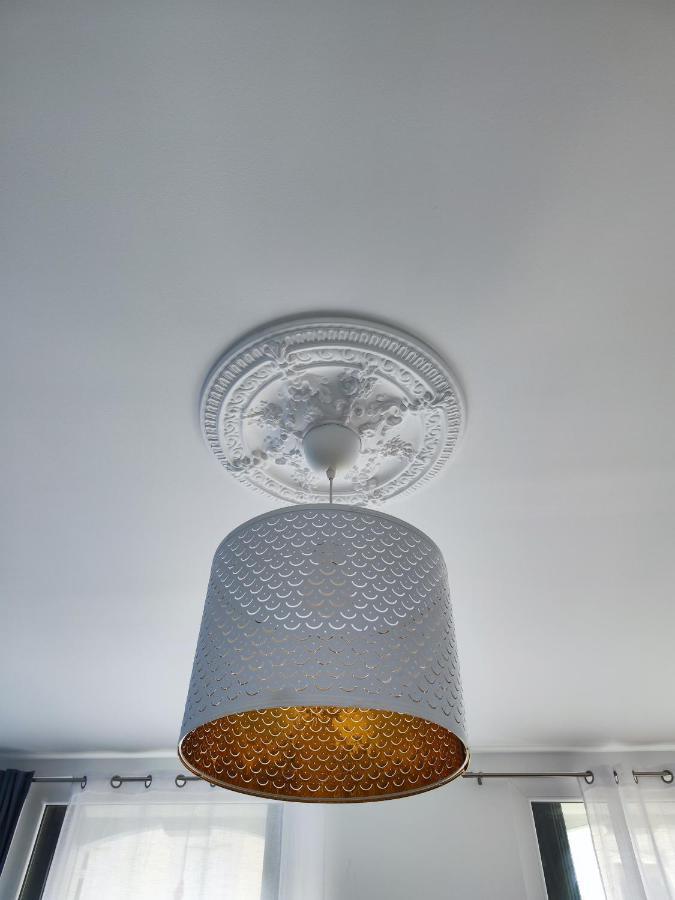 Bright And Modern 3-Bedroom Apartment, 90M2 With Air Condition, In Beziers Exterior photo